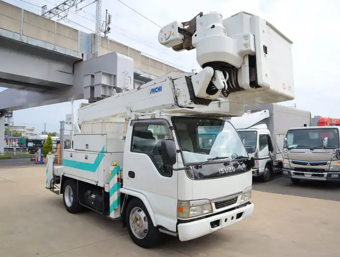 いすゞ エルフ 小型 高所・建柱車 高所作業車 電工仕様の中古トラック画像2