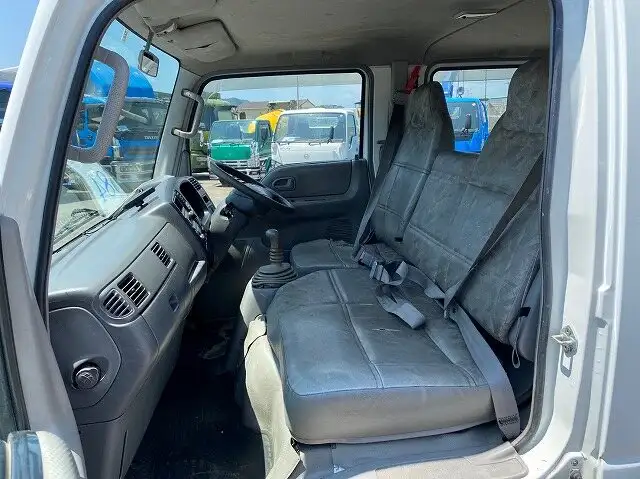 マツダ タイタン 小型 平ボディ Wキャブ TC-SYE6Tの中古トラック画像10