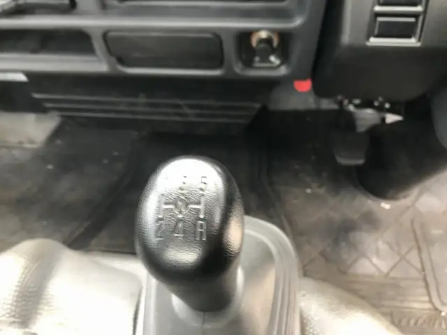 マツダ タイタン 小型 平ボディ 床鉄板 KR-LHA69の中古トラック画像10