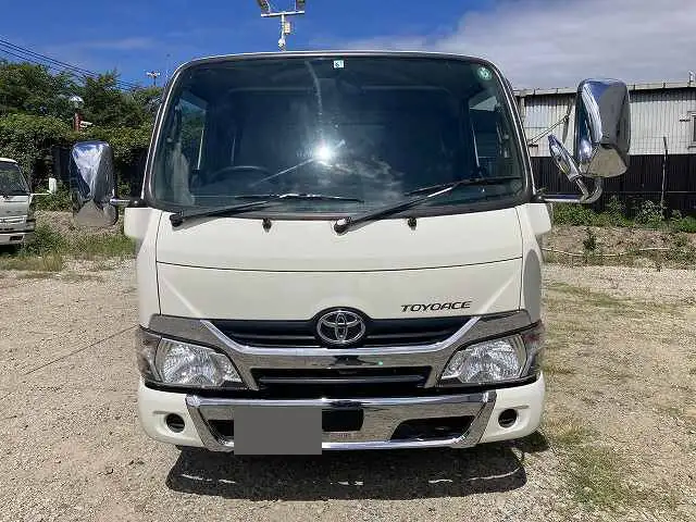 トヨタ トヨエース 小型 平ボディ Wキャブ TKG-XZU605の中古トラック画像2