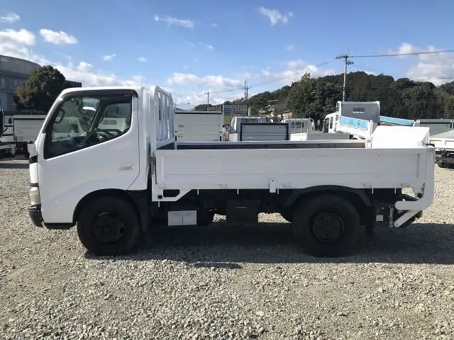 トヨタ ダイナ 小型 平ボディ パワーゲート 床鉄板の中古トラック画像3