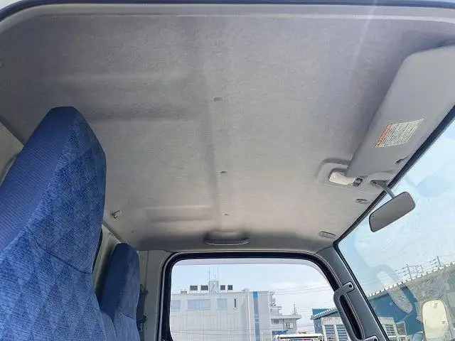 三菱 キャンター 小型 平ボディ PA-FE70DB H17の中古トラック画像8