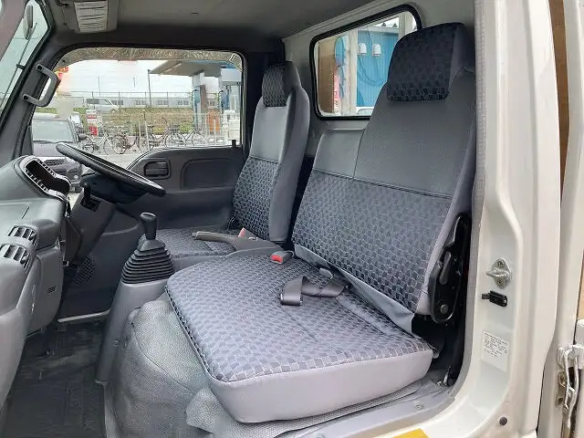 いすゞ エルフ 小型 平ボディ KR-NHR69 H18の中古トラック画像8