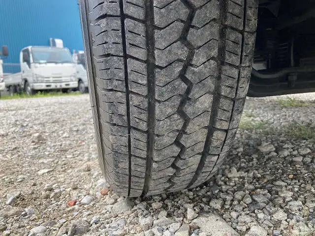 いすゞ エルフ 小型 平ボディ KR-NHR69 H18の中古トラック画像19
