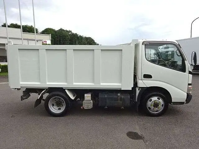 日野 デュトロ 小型 ダンプ 土砂禁 PB-XZU368Tの中古トラック画像3