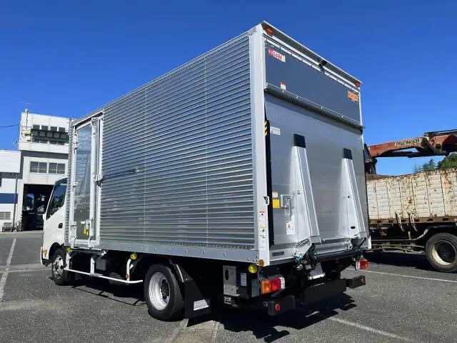 日野 デュトロ 小型 アルミバン パワーゲート 2RG-XZU712Mの中古トラック画像3