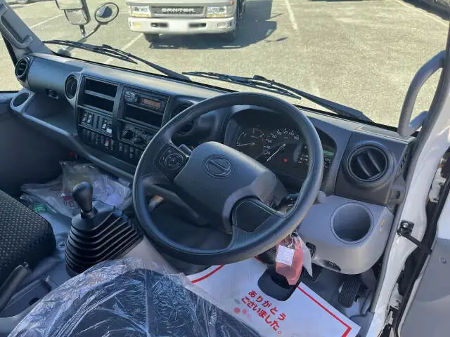 日野 デュトロ 小型 アルミバン パワーゲート 2RG-XZU712Mの中古トラック画像8