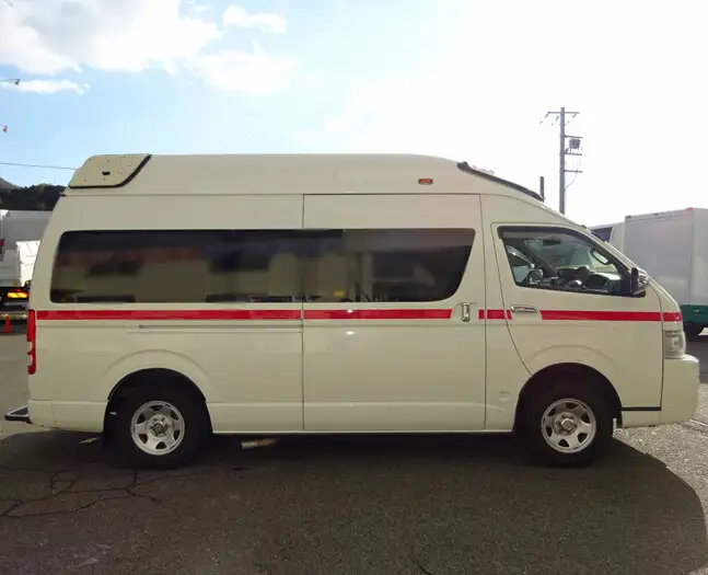 トヨタ ハイエース 小型 特殊車両 CBF-TRH226S H22の中古トラック画像2