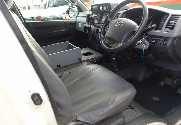 トヨタ ハイエース 小型 特殊車両 CBF-TRH226S H22の中古トラック画像13