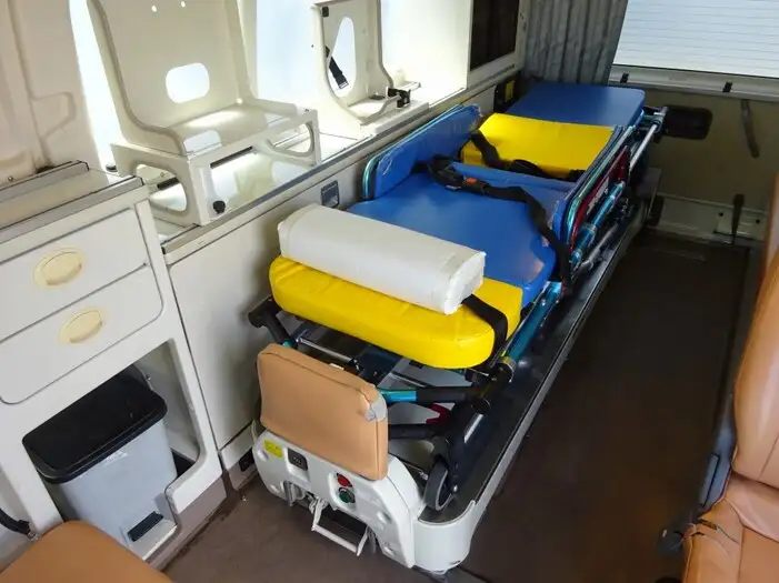 トヨタ ハイエース 小型 特殊車両 CBF-TRH226S H21の中古トラック画像15