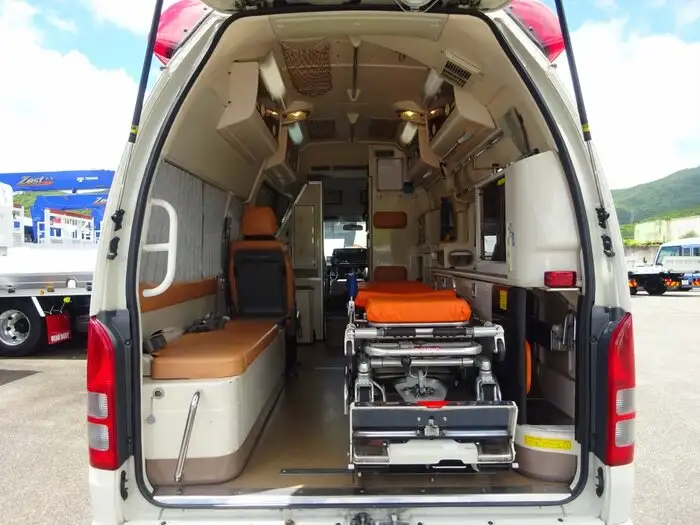 トヨタ ハイエース 小型 特殊車両 CBF-TRH226S H25の中古トラック画像6