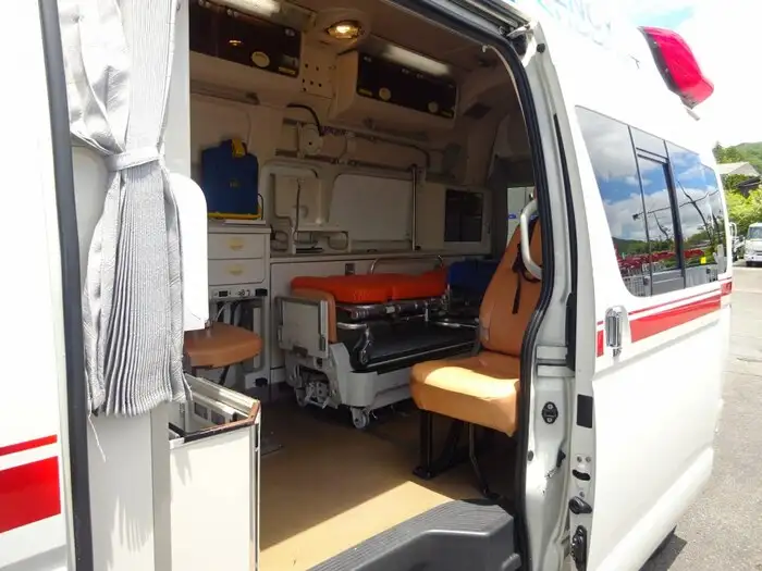 トヨタ ハイエース 小型 特殊車両 CBF-TRH226S H25の中古トラック画像7
