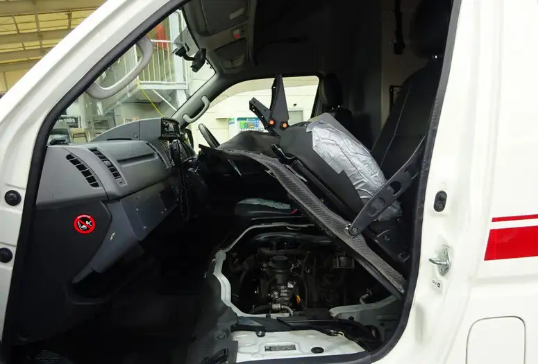 トヨタ ハイエース 小型 特殊車両 CBF-TRH226S H25の中古トラック画像12