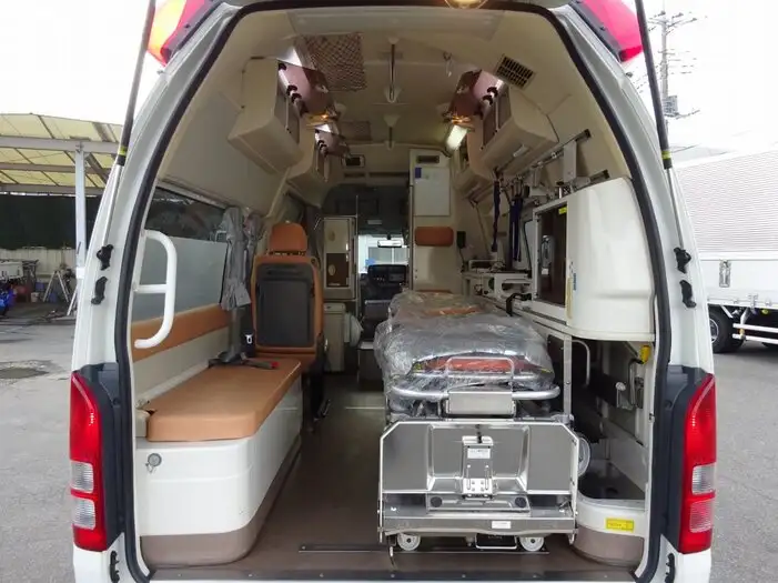トヨタ ハイエース 小型 特殊車両 CBF-TRH226S H20の中古トラック画像6