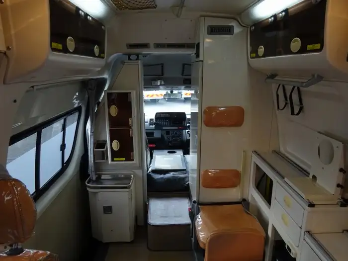 トヨタ ハイエース 小型 特殊車両 CBF-TRH221S H25の中古トラック画像9