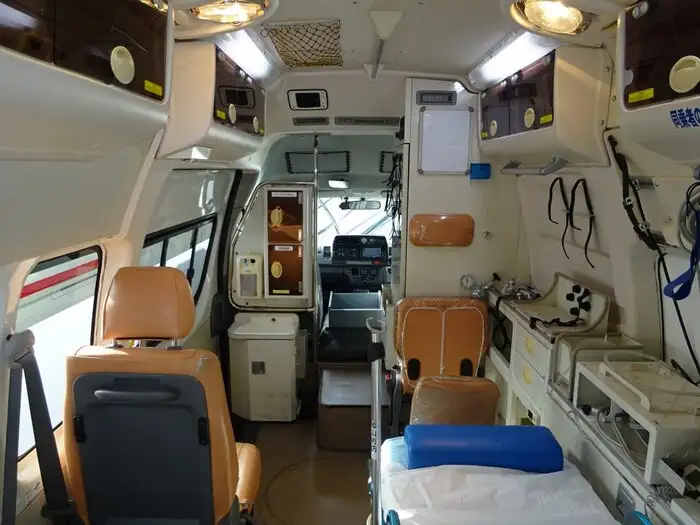 トヨタ ハイエース 小型 特殊車両 CBF-TRH226 H21の中古トラック画像6