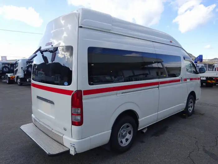 トヨタ ハイエース 小型 特殊車両 CBF-TRH226S H23の中古トラック画像3