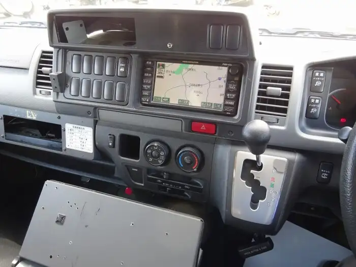トヨタ ハイエース 小型 特殊車両 CBF-TRH226S H23の中古トラック画像16