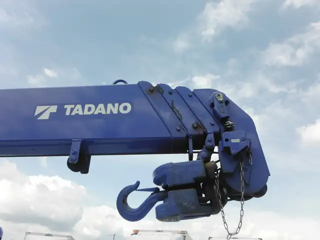 三菱 キャンター 小型 クレーン付 床鉄板 4段の中古トラック画像6