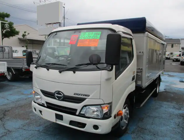 日野 デュトロ 小型 アルミバン ボトルカー サイドドアの中古トラック画像1