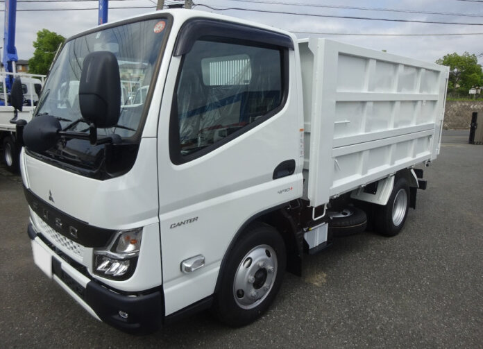 日野 デュトロ 小型 ダンプ 土砂禁 TKG-XZU600X の中古トラック【車両No.124932】