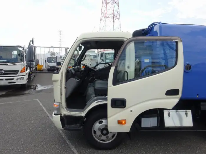 日野 デュトロ 小型 パッカー車 プレス式 TKG-XZU600Xの中古トラック画像9