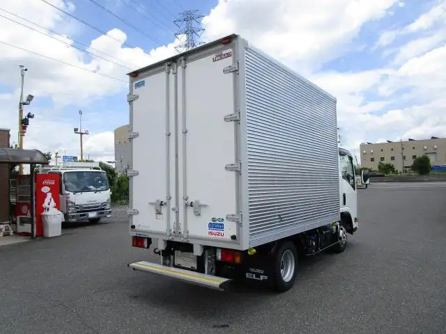 いすゞ エルフ 小型 アルミバン 2RG-NLR88AN R3の中古トラック画像4