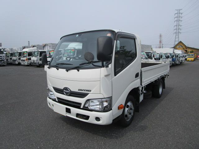 日野 デュトロ 小型 平ボディ 10尺 TPG-XZC605M