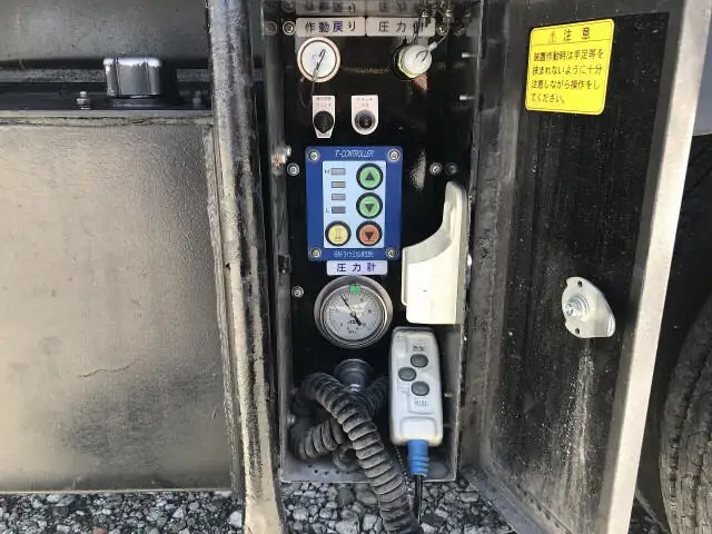 トヨタ ダイナ 小型 平ボディ パワーゲート 床鉄板の中古トラック画像14