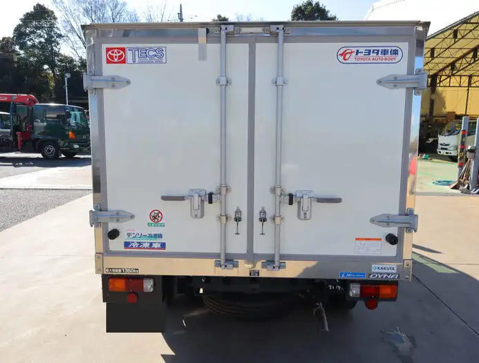 トヨタ ダイナ 小型 冷凍冷蔵 中温 床ステンの中古トラック画像3