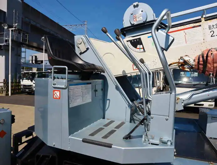 三菱 キャンター 小型 高所・建柱車 建柱車 TKG-FEA80の中古トラック画像6