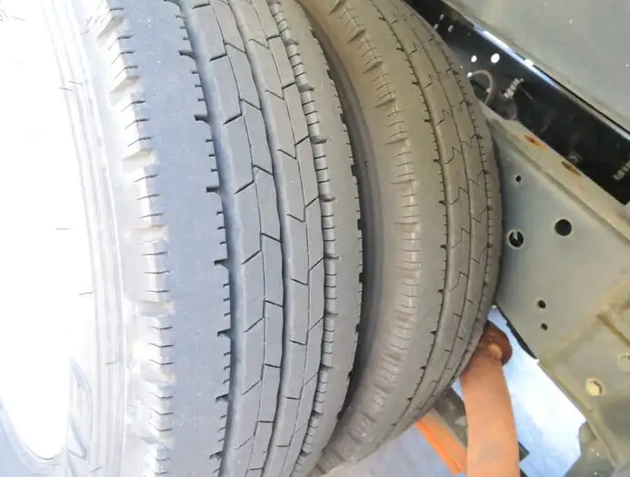 いすゞ エルフ 小型 高所・建柱車 高所作業車 電工仕様の中古トラック画像20