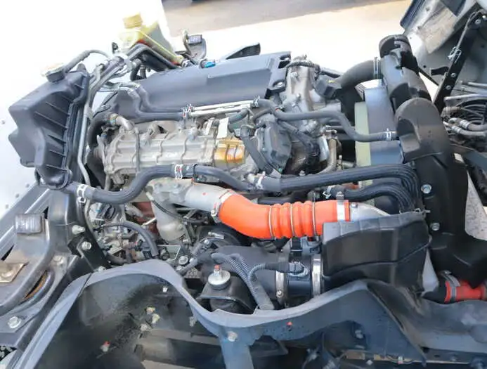 日産 アトラス 小型 アルミバン パワーゲート 3枚観音の中古トラック画像18