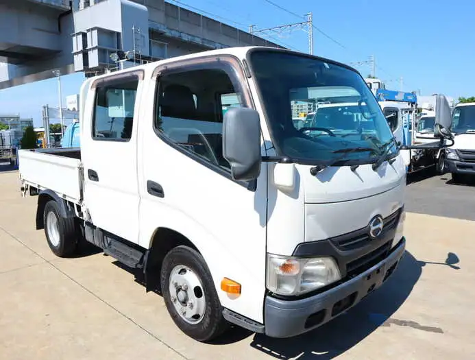 日野 デュトロ 小型 平ボディ Wキャブ TKG-XZU605Mの中古トラック画像2