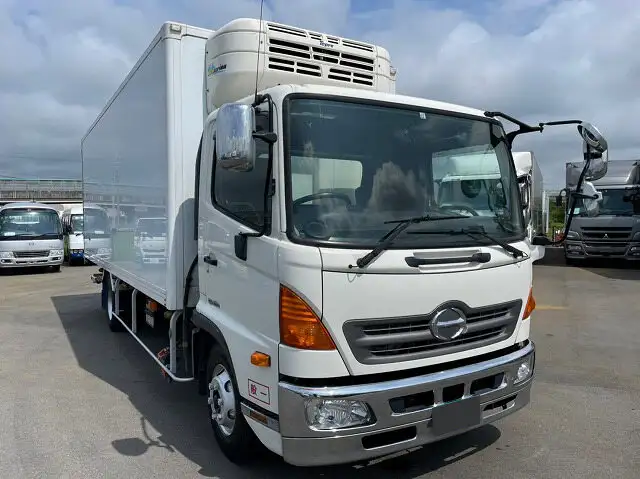 日野 レンジャー 中型/増トン 冷凍冷蔵 低温 パワーゲートの中古トラック画像2