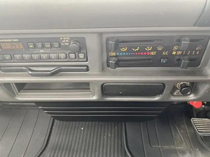 いすゞ エルフ 小型 平ボディ KK-NPR66LR H13の中古トラック画像11