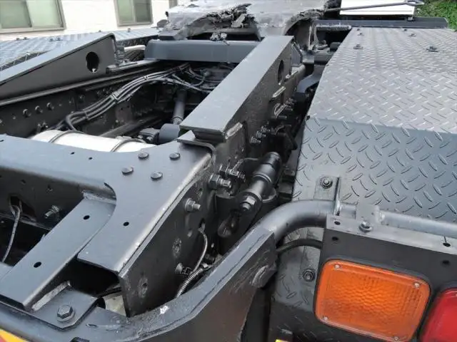 日野 プロフィア 大型 トラクター ハイルーフ 2デフの中古トラック画像11
