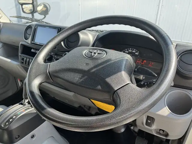 トヨタ トヨエース 小型 アルミバン TKG-XZU605 H29の中古トラック画像11