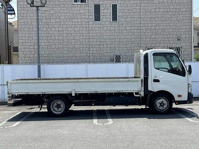 トヨタ トヨエース 小型 平ボディ TKG-XZC710 H28の中古トラック画像4