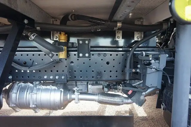 いすゞ エルフ 小型 冷凍冷蔵 低温 床ステンの中古トラック画像20