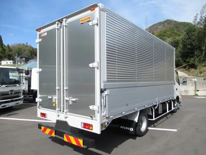 日野 デュトロ 小型 ウイング 2RG-XZU722M R4の中古トラック画像2