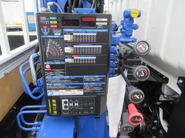 三菱 キャンター 小型 クレーン付 4段 ラジコンの中古トラック画像8