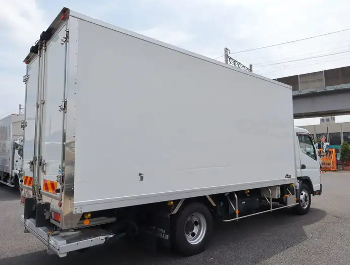 三菱 キャンター 小型 冷凍冷蔵 低温 パワーゲートの中古トラック画像2