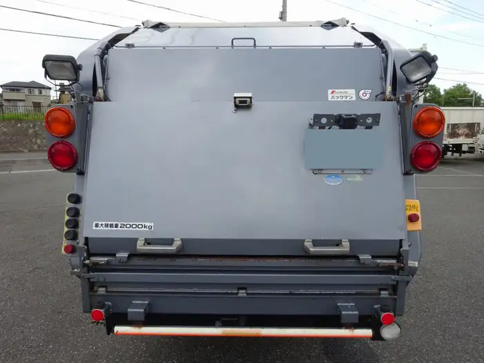 いすゞ エルフ 小型 パッカー車 プレス式 回転ダンプ式の中古トラック画像3