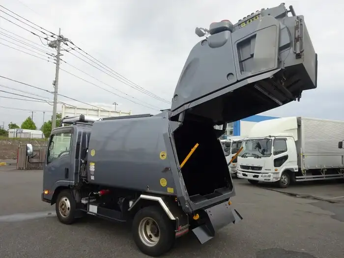 いすゞ エルフ 小型 パッカー車 プレス式 回転ダンプ式の中古トラック画像7