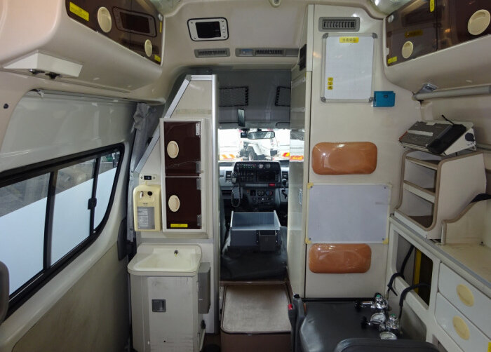 トヨタ ハイエース 小型 特殊車両 CBF-TRH226S H22の中古トラック画像9