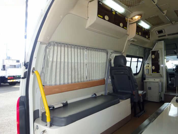 トヨタ ハイエース 小型 特殊車両 CBF-TRH226S H22の中古トラック画像7