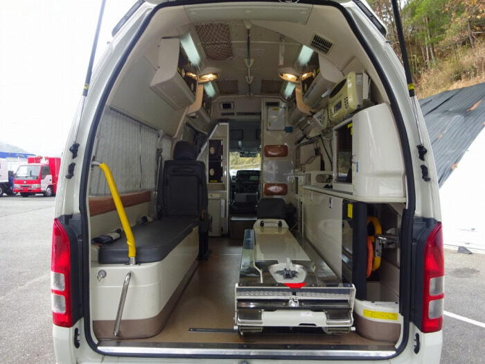 トヨタ ハイエース 小型 特殊車両 CBF-TRH226S H22の中古トラック画像6