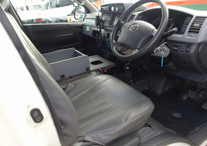 トヨタ ハイエース 小型 特殊車両 CBF-TRH226S H22の中古トラック画像15