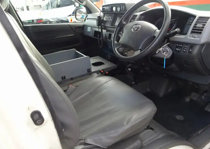 トヨタ ハイエース 小型 特殊車両 CBF-TRH226S H22の中古トラック画像15